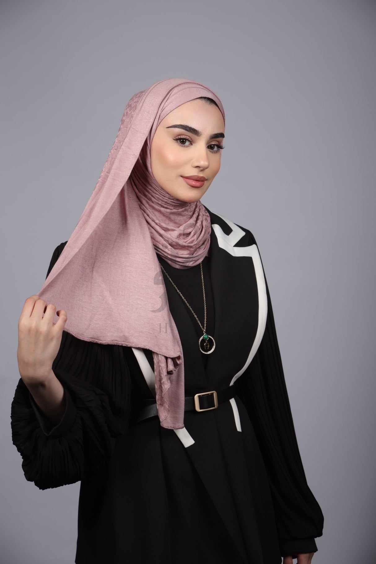Jacquard Tiger Print Hijab - Mubaraka Hijab